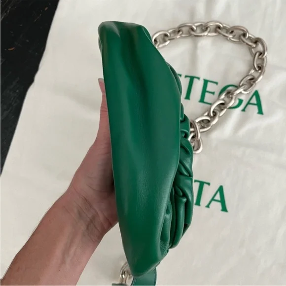 Bottega Veneta Leather Chain
Pouch Belt Bag - Picture 14 of 16